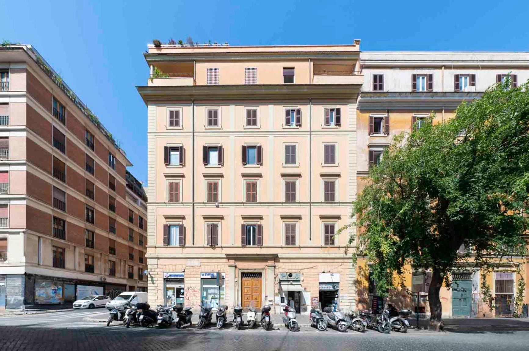 Celeste Suites Vittorio Emanuele Рим Экстерьер фото